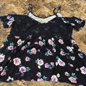 Torrid Black Floral Lace Super Soft Cami with adjustable straps  Size 1 - 14/16